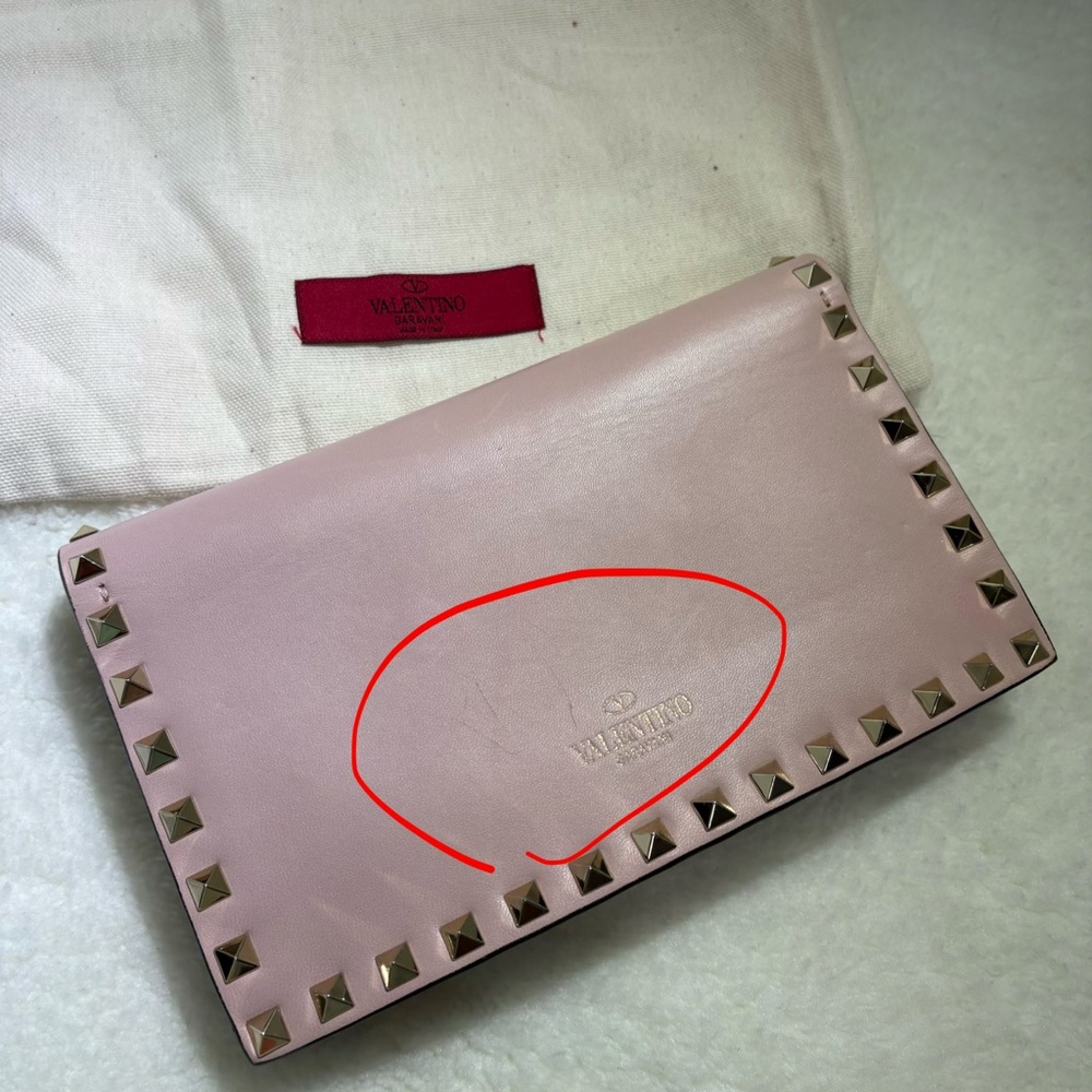 Valentino Blush Pink Rockstud Leather Clutch - Picture 9 of 16